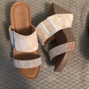 Open toe Sandal wedge